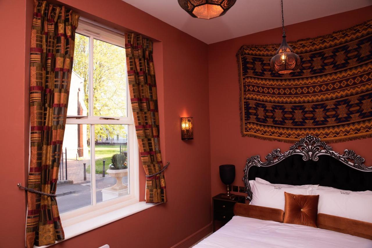 Domo Boutique Hotel Oldbury  Exterior photo